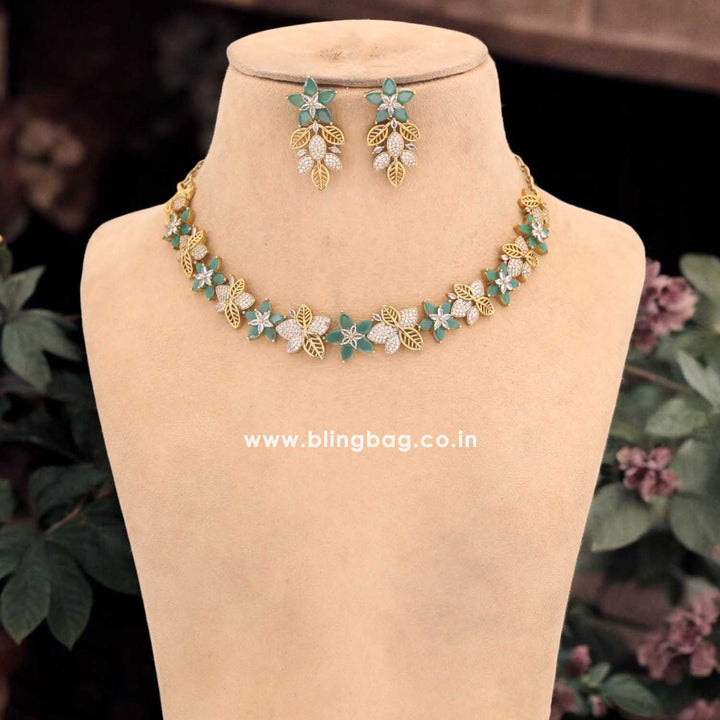 Emerald Municca Victorian Jewellery Set - New Arrival