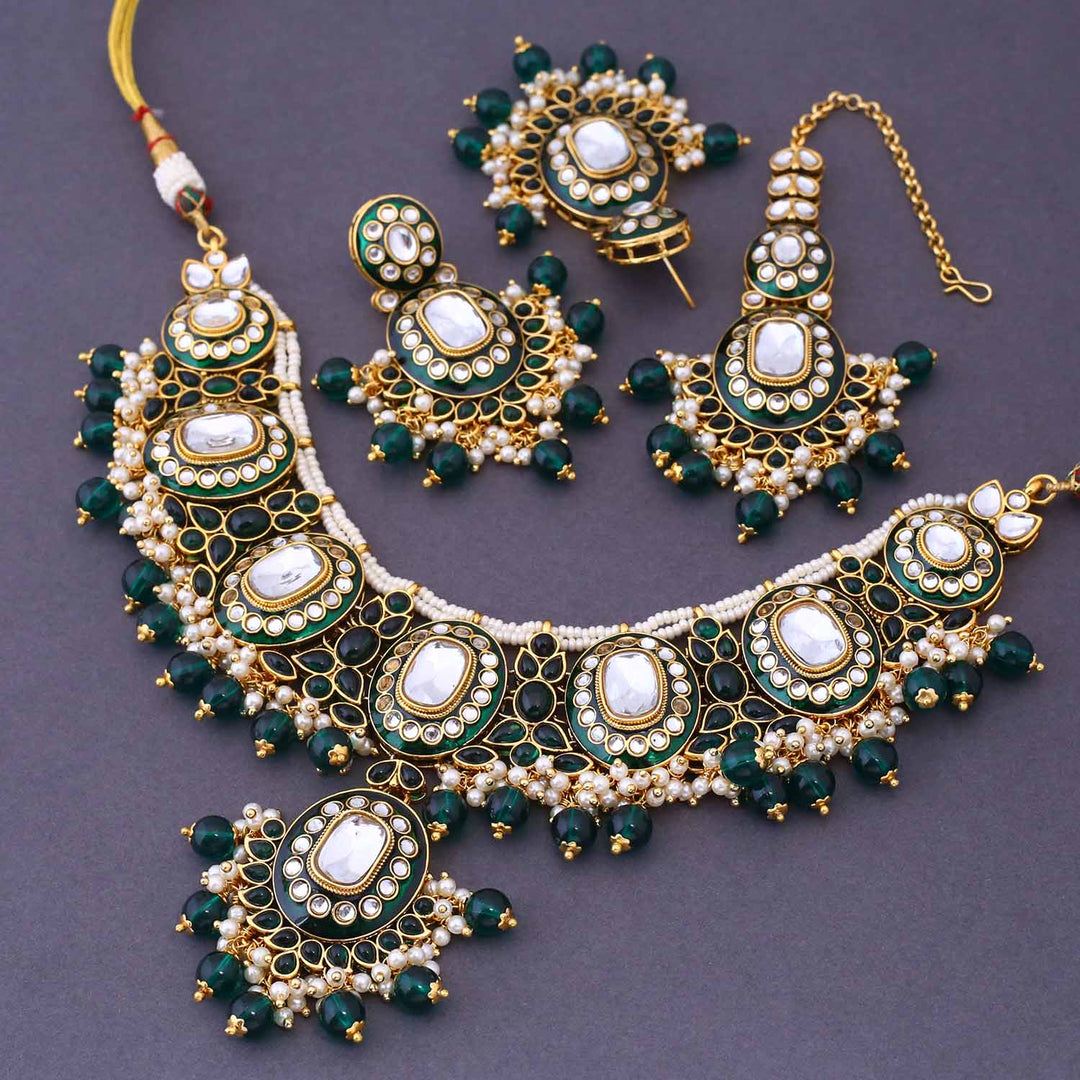 Emerald Aachal Kundan Jewellery Set