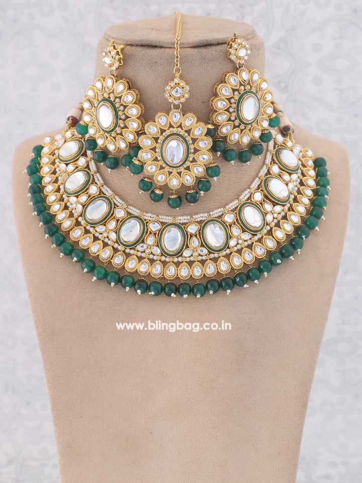 Emerald Aalia Jewellery Set
