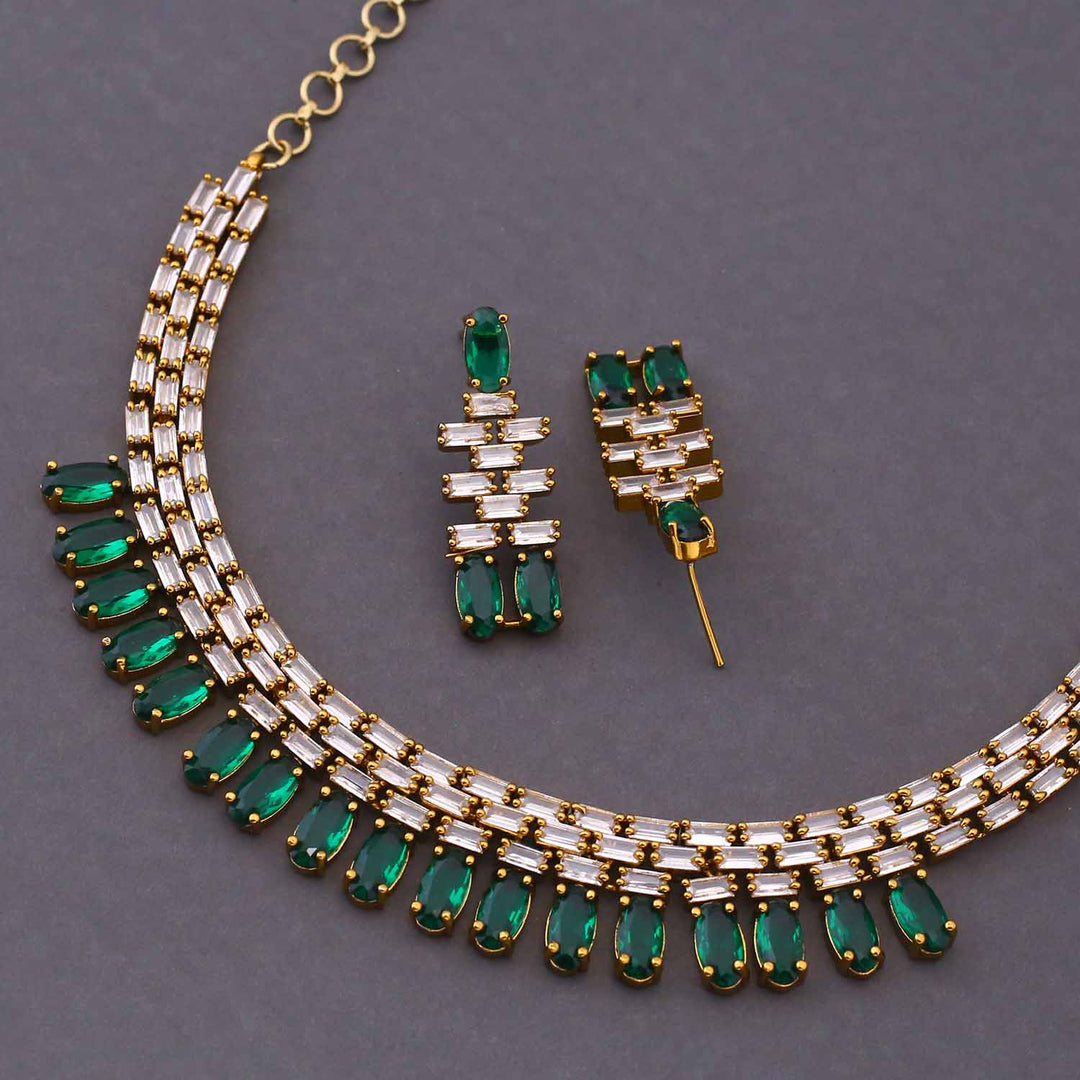 Emerald Aamari Victorian Jewellery Set - New Arrival