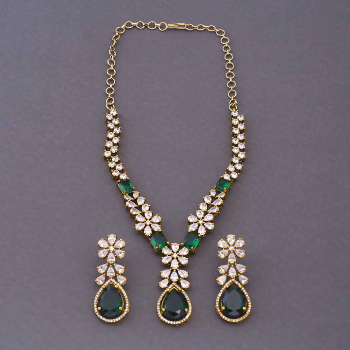 Emerald Aamber Victorian Jewellery Set - New Arrival