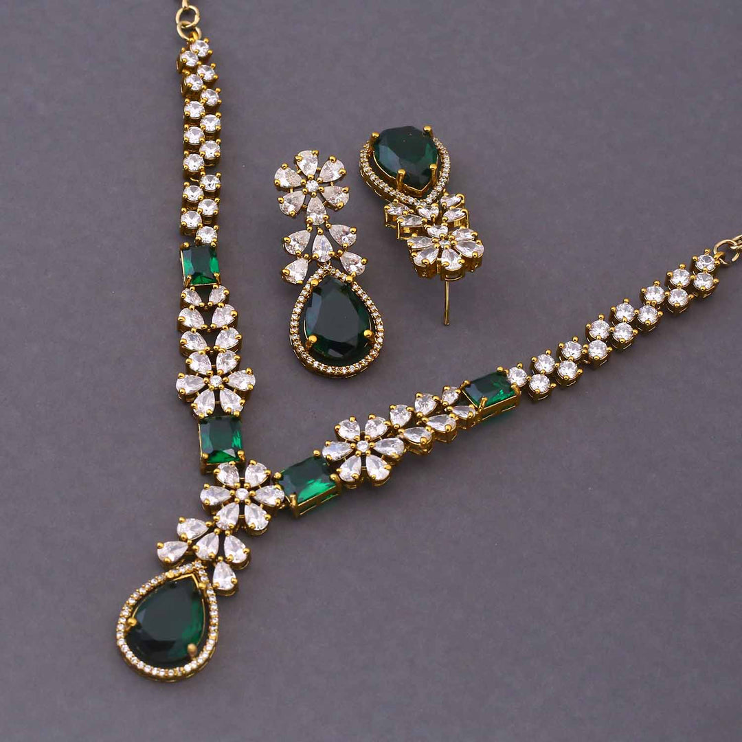 Emerald Aamber Victorian Jewellery Set - New Arrival