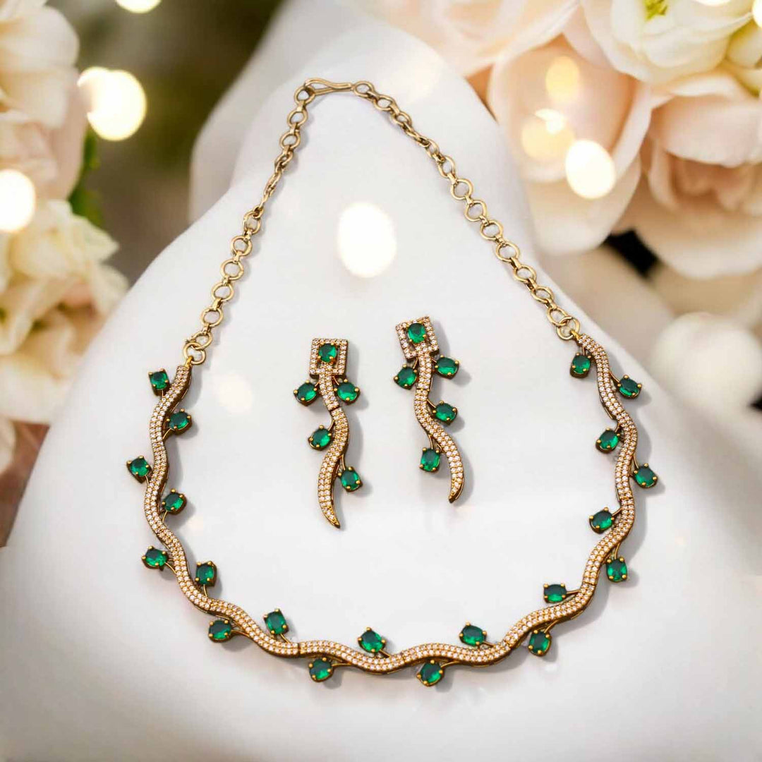 Emerald Aaric Victorian Jewellery Set - New Arrival