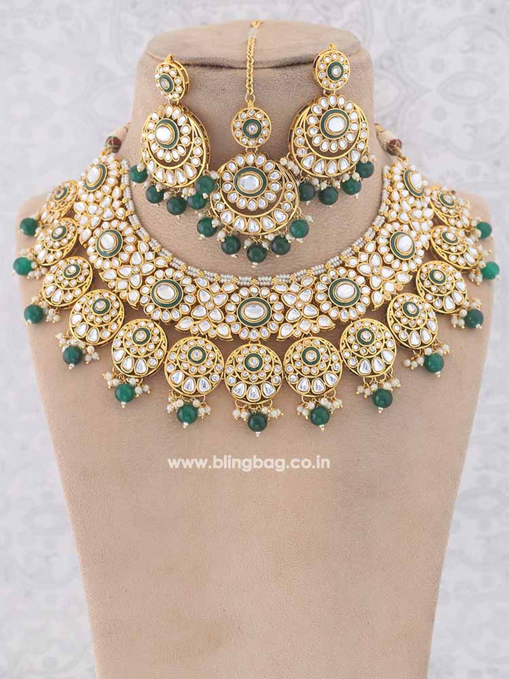 Emerald Aarti Jewellery Set