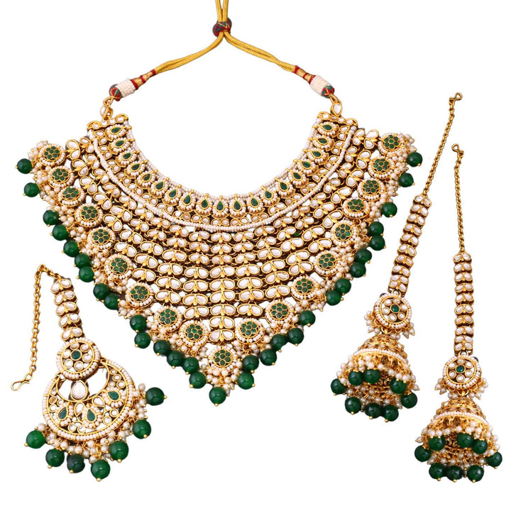 Emerald Aarya Kundan Jewellery Set