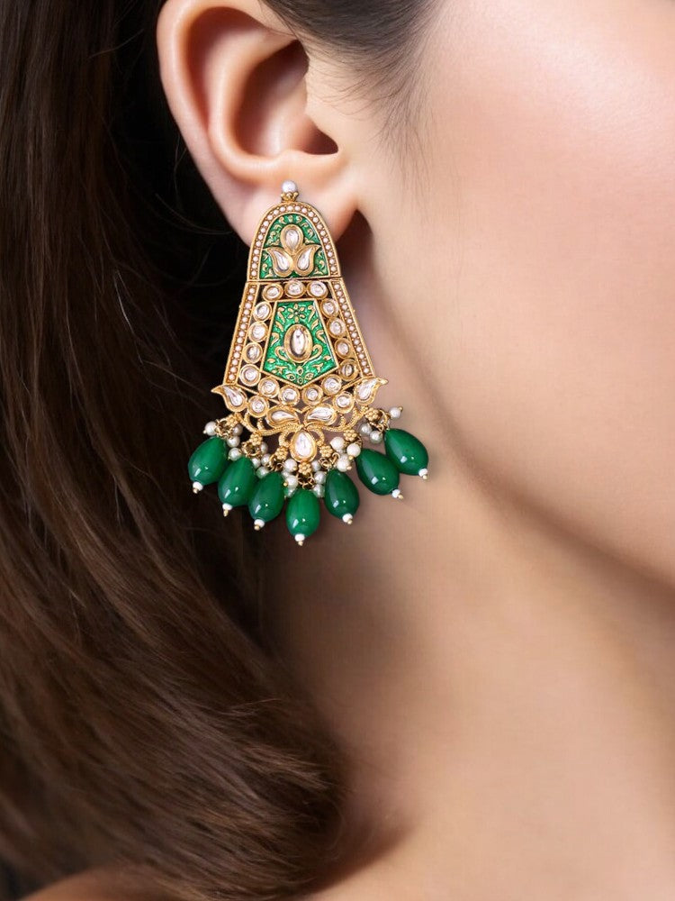 Emerald Aasavari Danglers