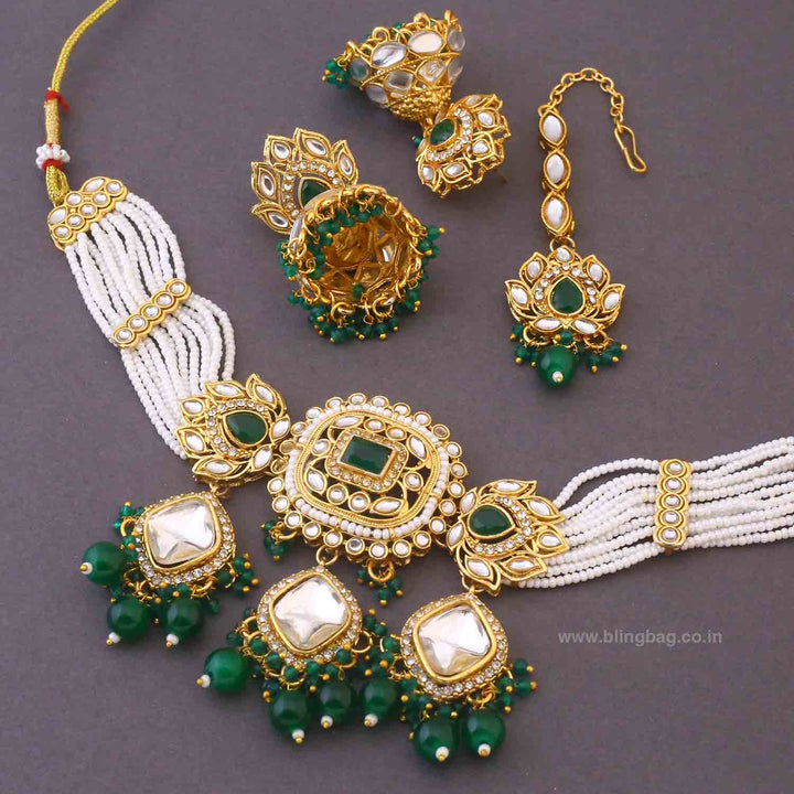 Emerald Aashi Kundan Jewellery Set