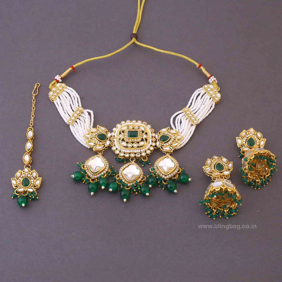 Emerald Aashi Kundan Jewellery Set