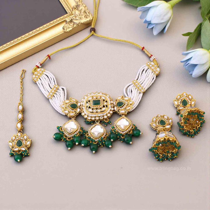 Emerald Aashi Kundan Jewellery Set