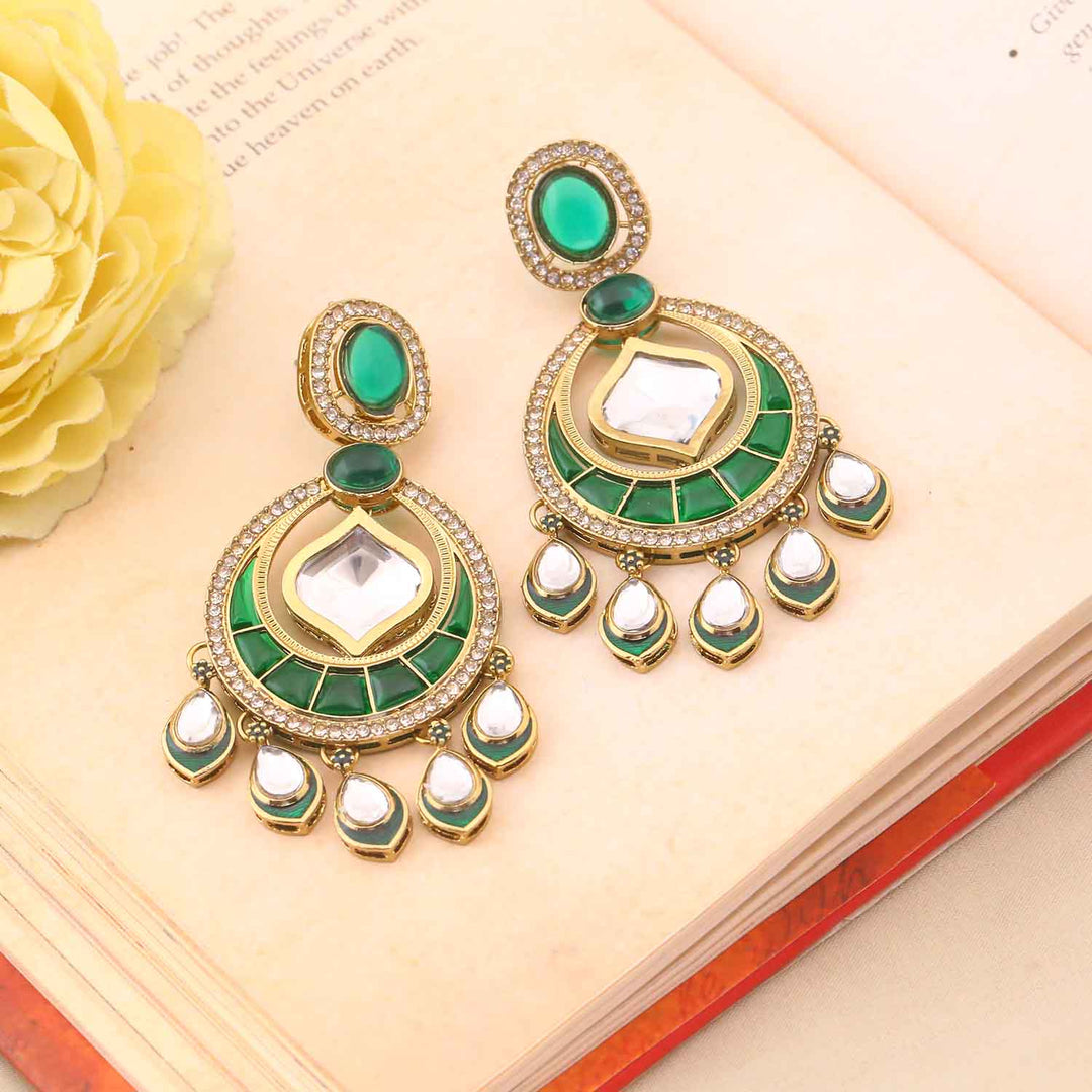 Emerald Aashika Chaandbalis