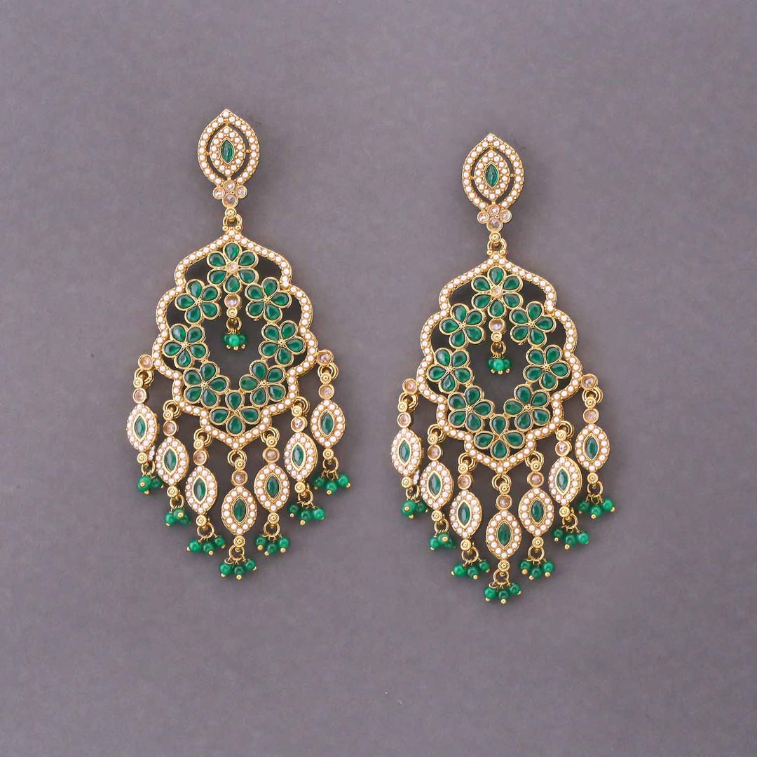 Emerald Aayushi Chaandbalis