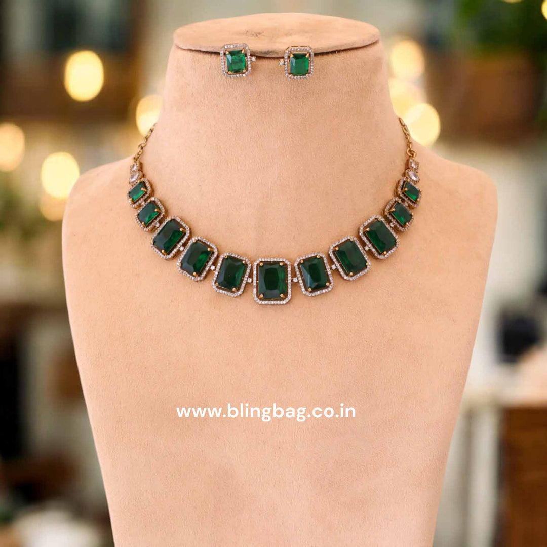 Emerald Adisel Victorian Jewellery Set- New Arrival