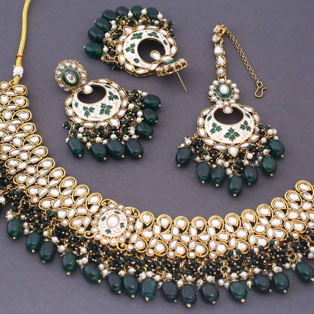 Emerald Aditni Kundan Jewellery Set