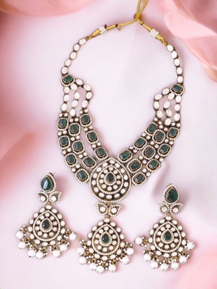 Emerald Adrian Victorian Jewellery Set