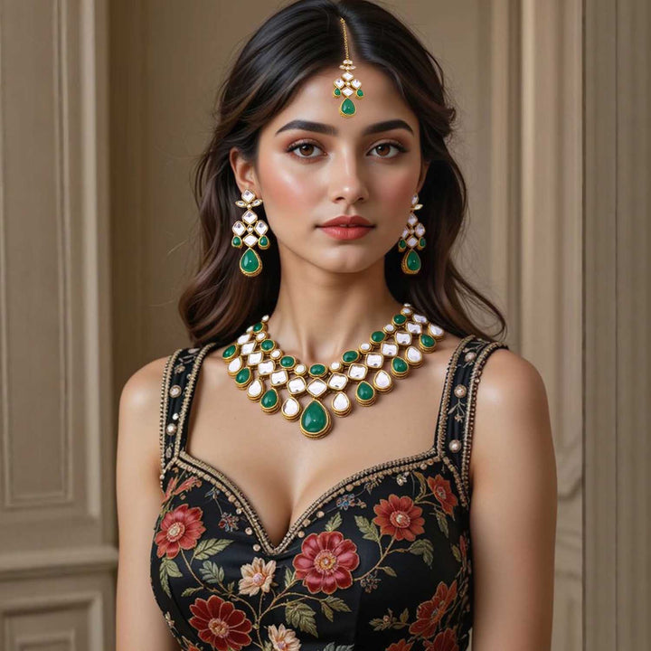 Emerald Ahlami Kundan Jewellery Set