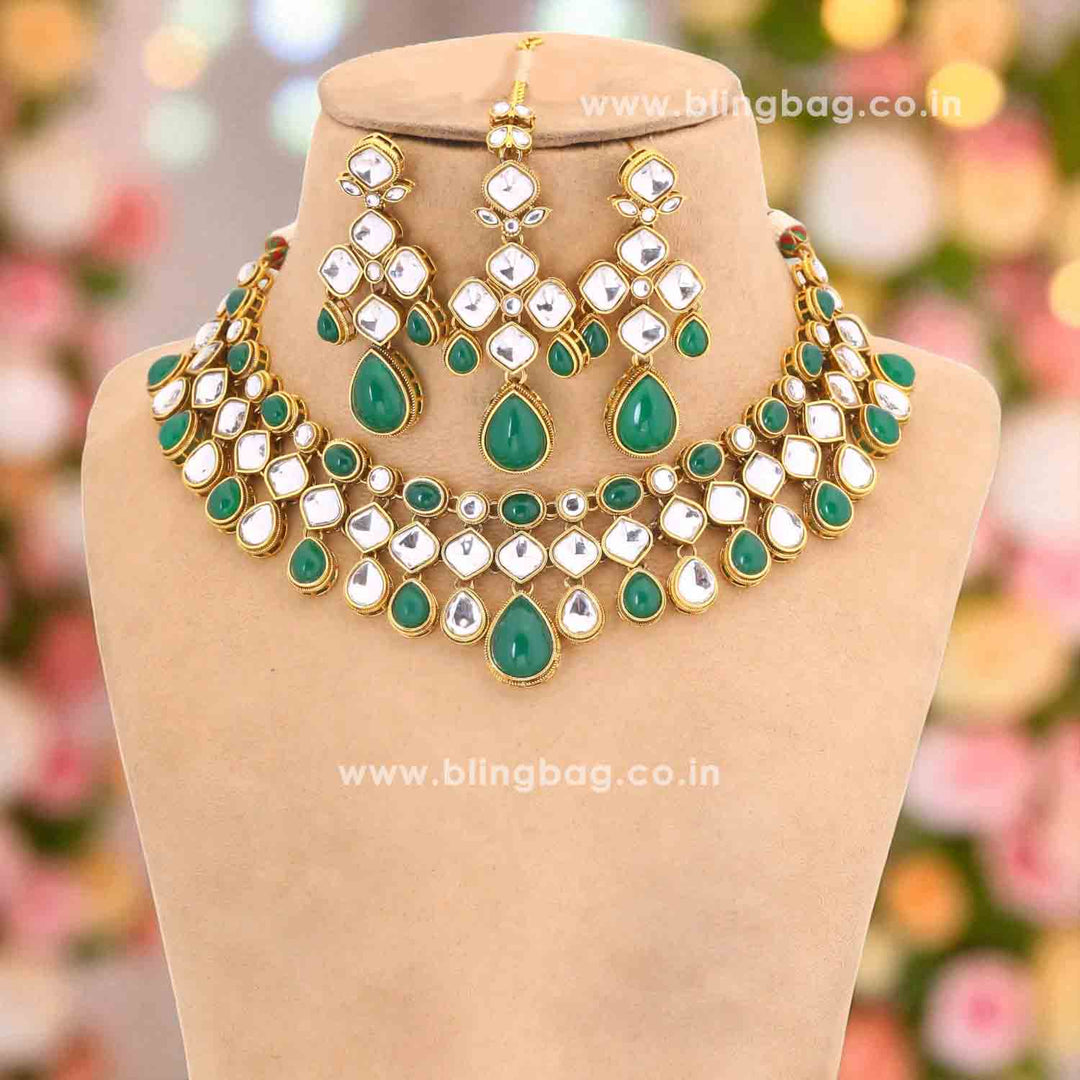 Emerald Ahlami Kundan Jewellery Set