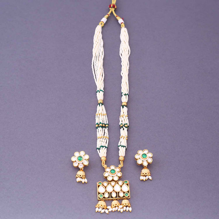 Emerald Akshara Antique Rajwadi Set