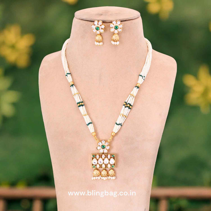 Emerald Akshara Antique Rajwadi Set