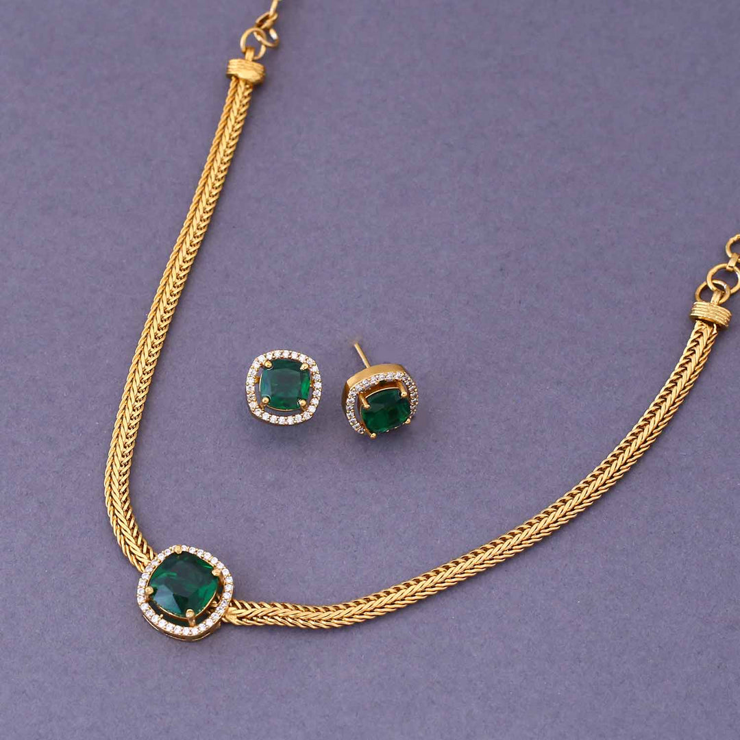 Emerald Alcandre Antique Jewellery Set - New Arrival