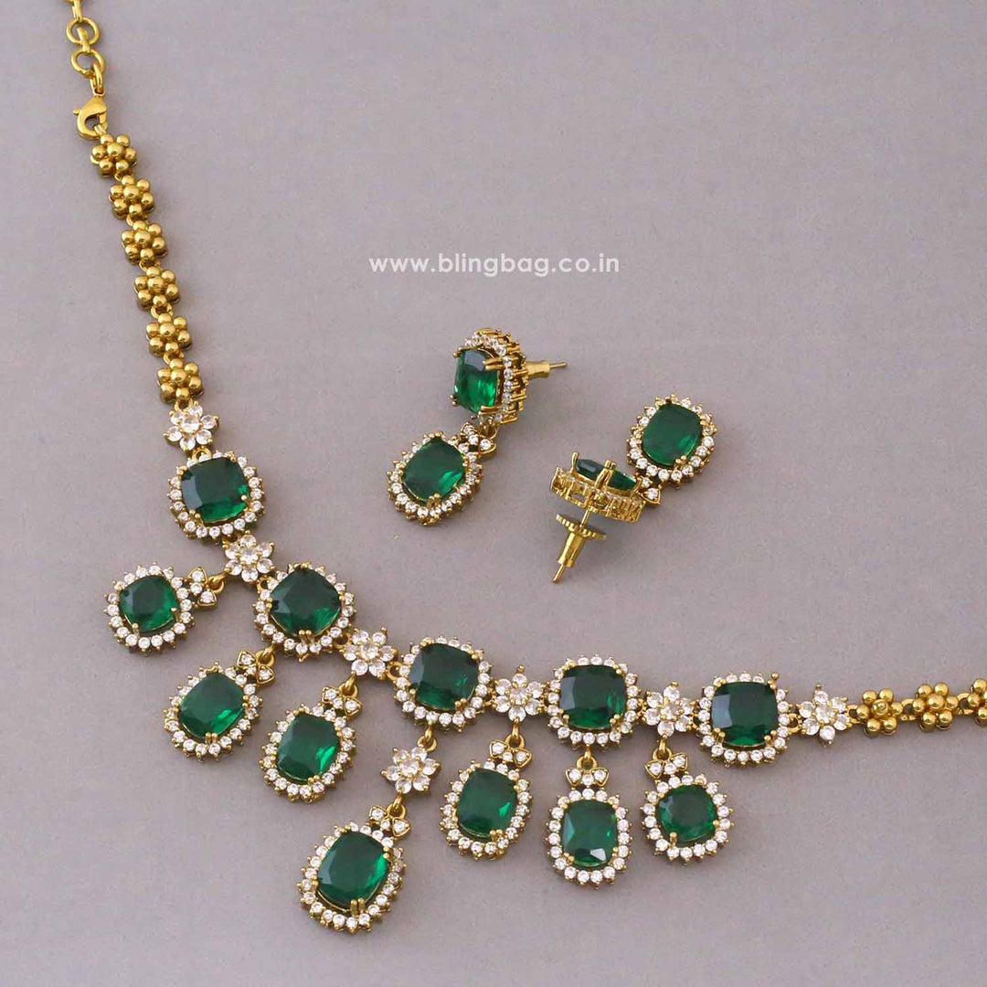 Emerald Alessiaa Victorian Jewellery Set - New Arrival