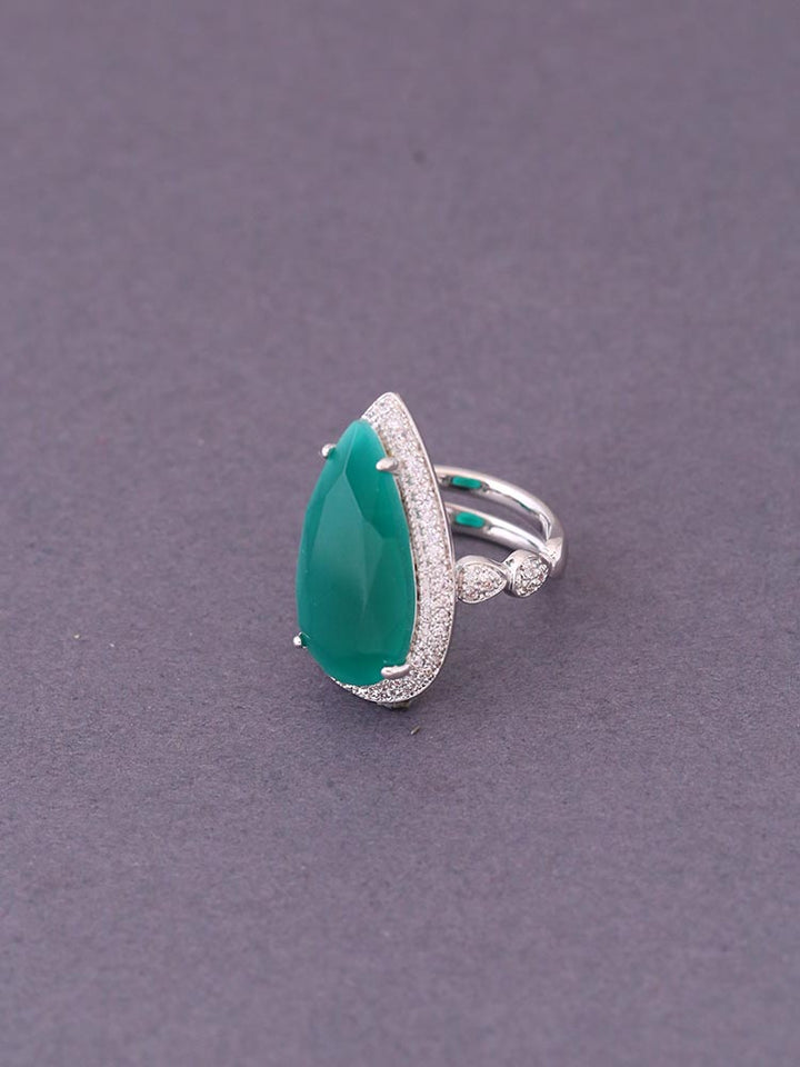 Emerald Alexandra Adjustable Ring