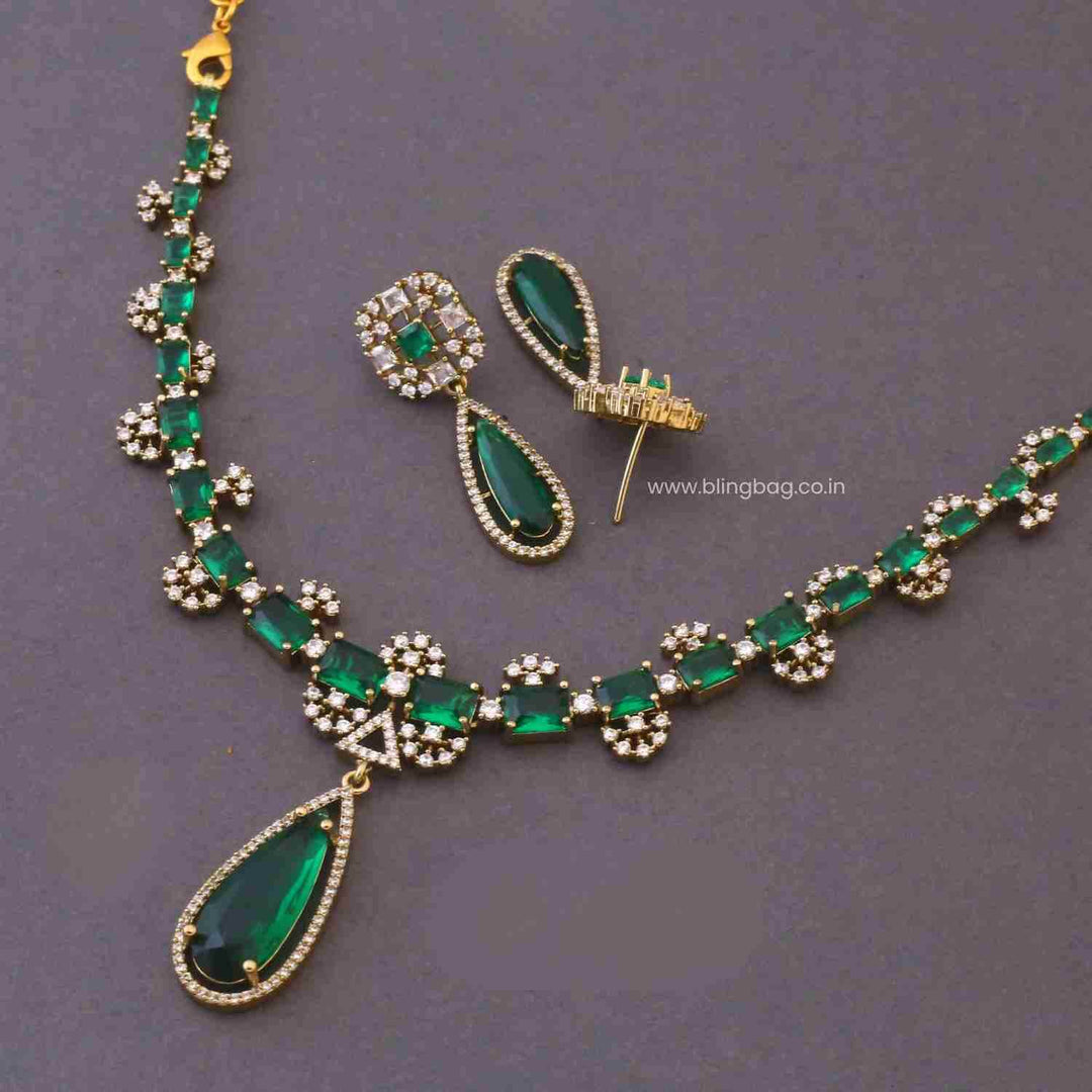 Emerald Alicea Victorian Jewellery Set - New Arrival
