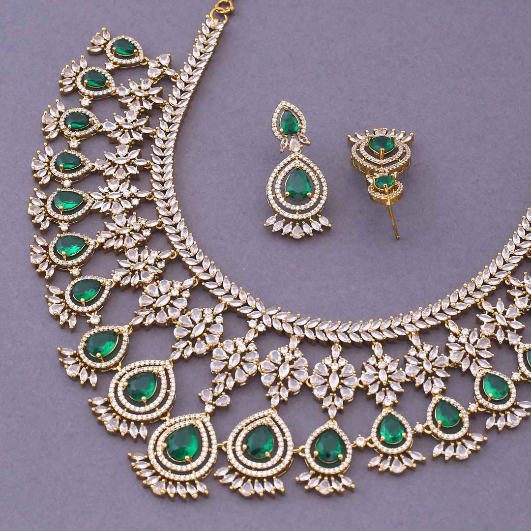 Emerald Almera Victorian Jewellery Set - New Arrival