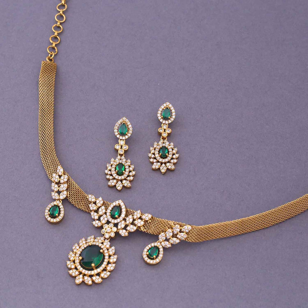 Emerald Alonza Victorian Jewellery Set - New Arrival