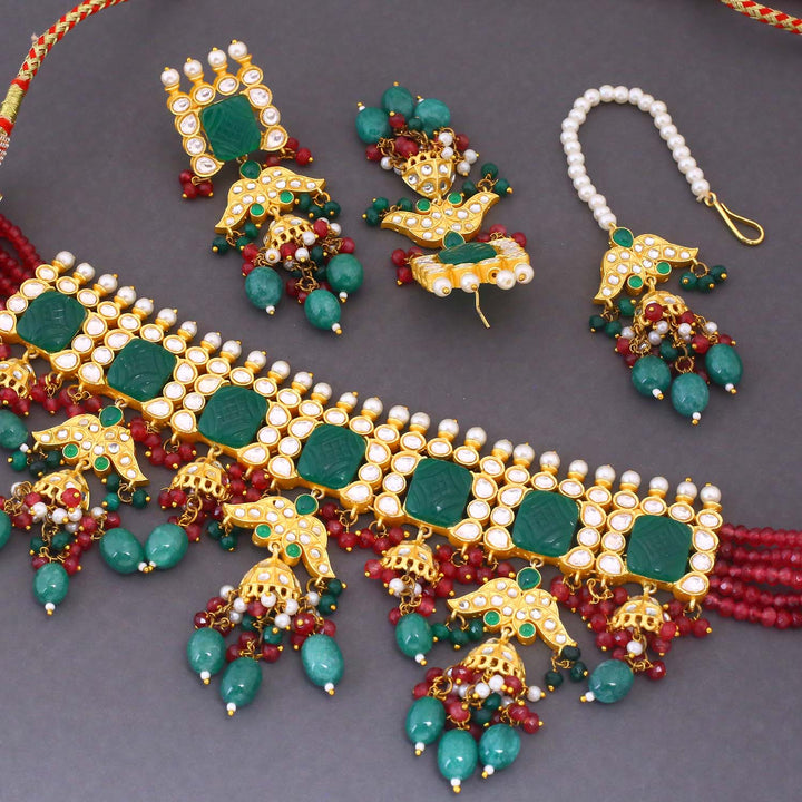 Emerald Altair Kundan Jewellery Set