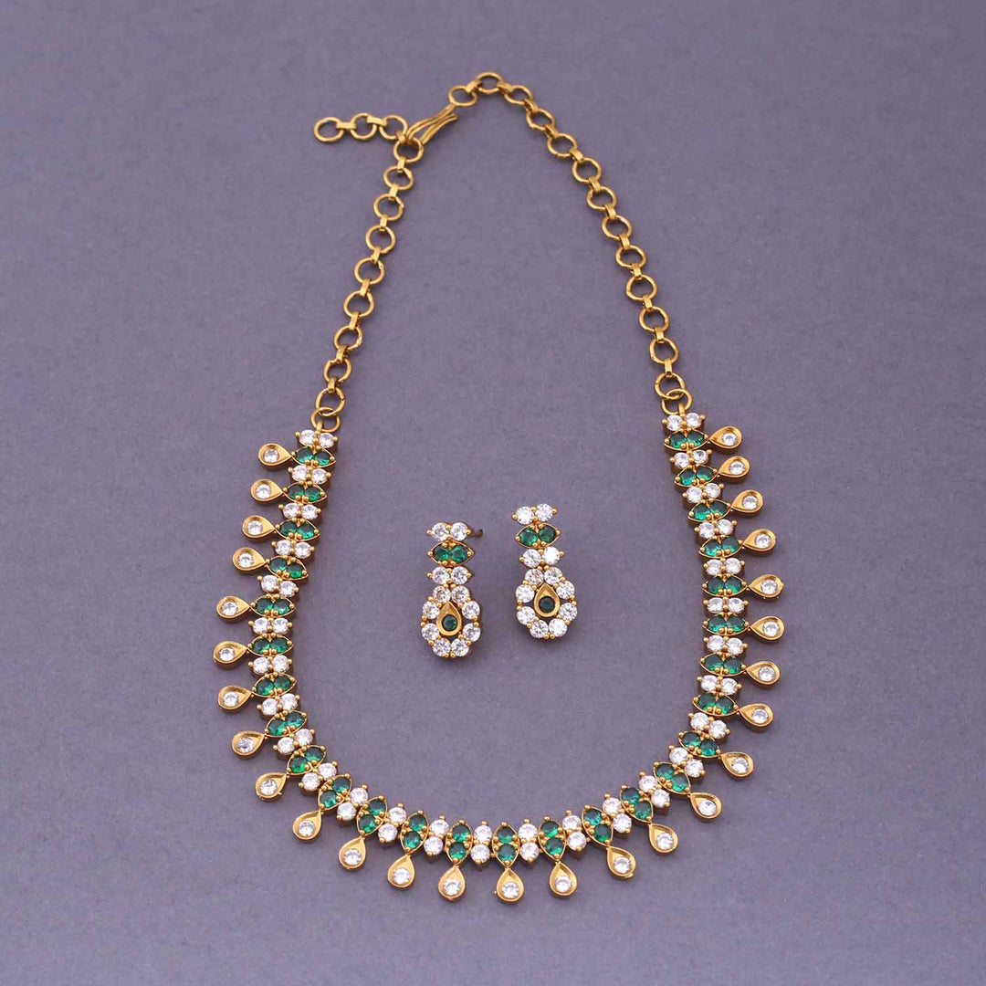 Emerald Amaani Victorian Jewellery Set - New Arrival