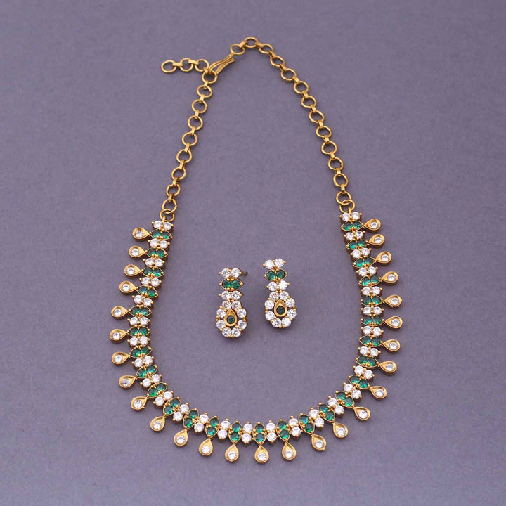 Emerald Amaani Victorian Jewellery Set - New Arrival