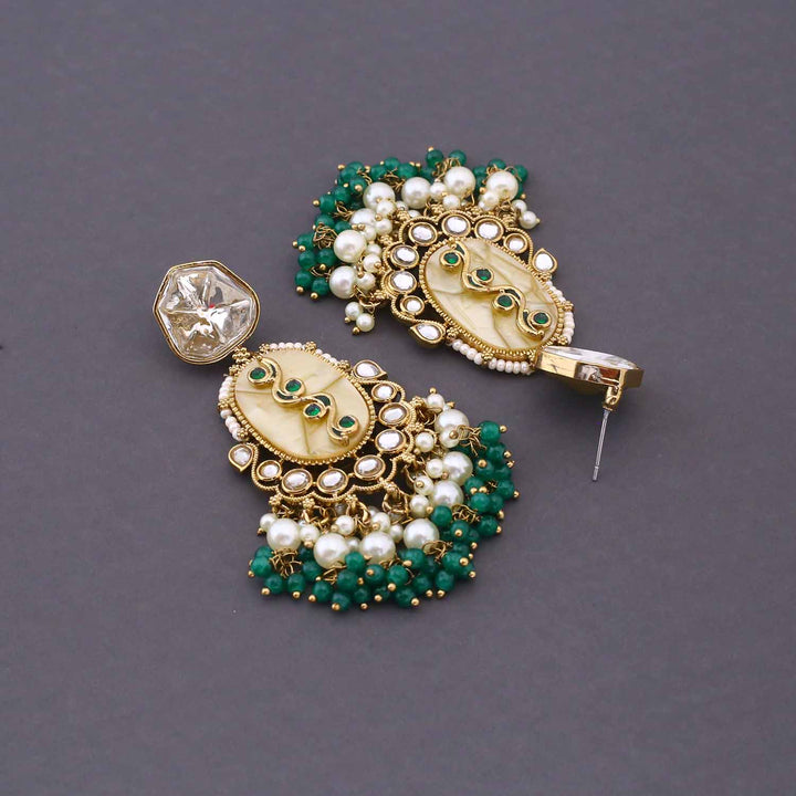 Emerald Amanah Danglers