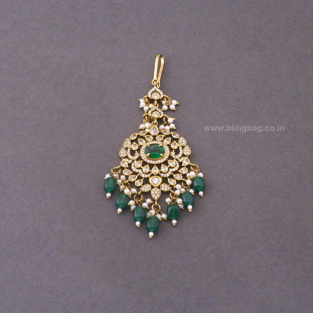 Emerald Ambrey Maang Tikka