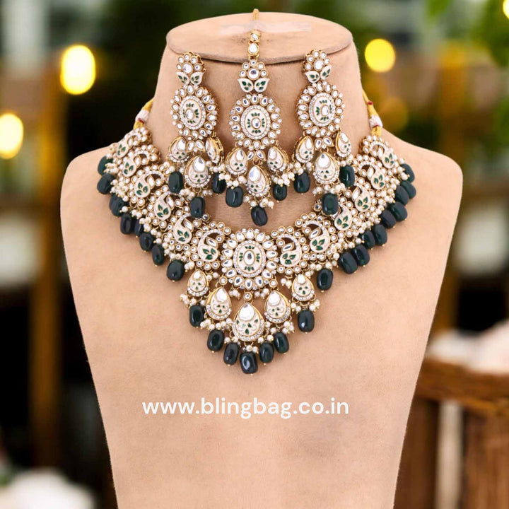 Emerald Anaisa Kundan Jewellery Set