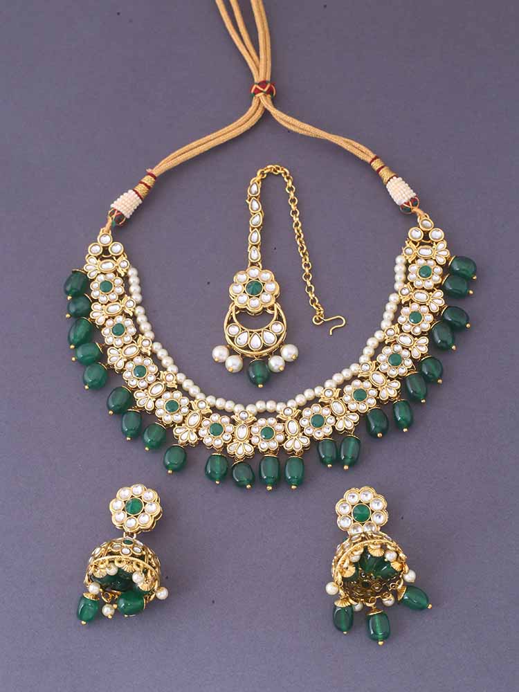 Emerald Annie Jewellery Set