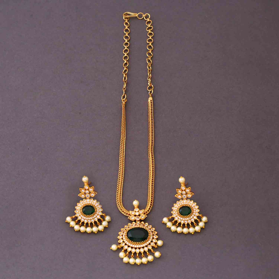 Emerald Anora Antique Jewellery Set - New Arrival