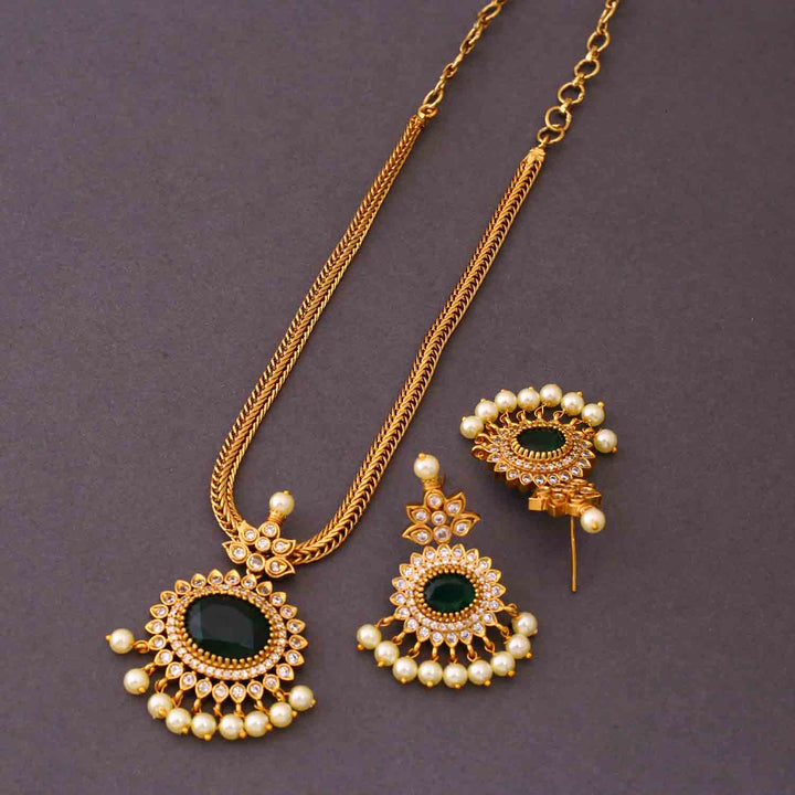 Emerald Anora Antique Jewellery Set - New Arrival