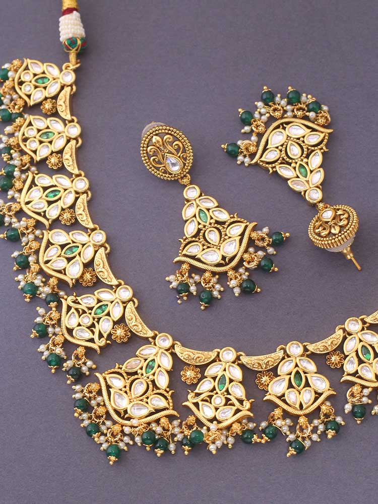 Emerald Anwita Jewellery Set