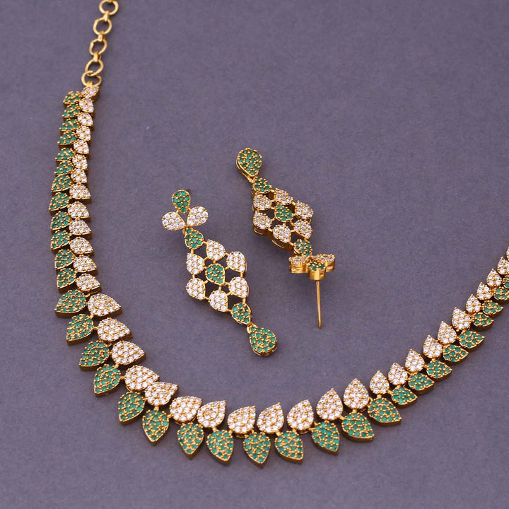 Emerald Aphrodite Victorian Jewellery Set - New Arrival