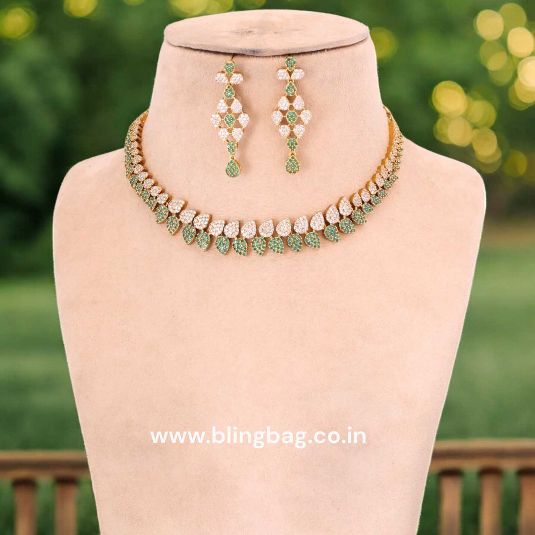 Emerald Aphrodite Victorian Jewellery Set - New Arrival