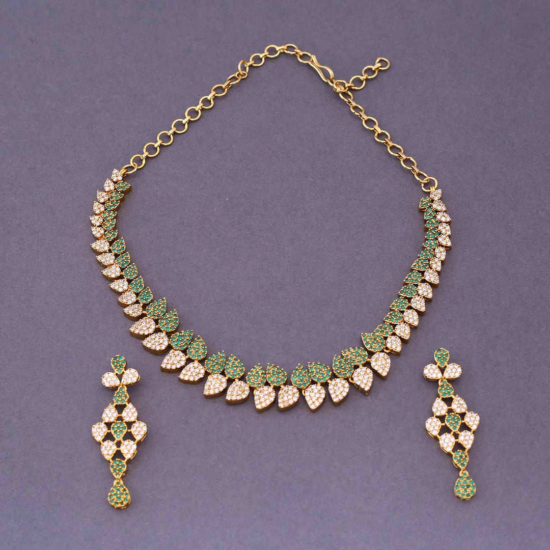 Emerald Aphrodite Victorian Jewellery Set - New Arrival