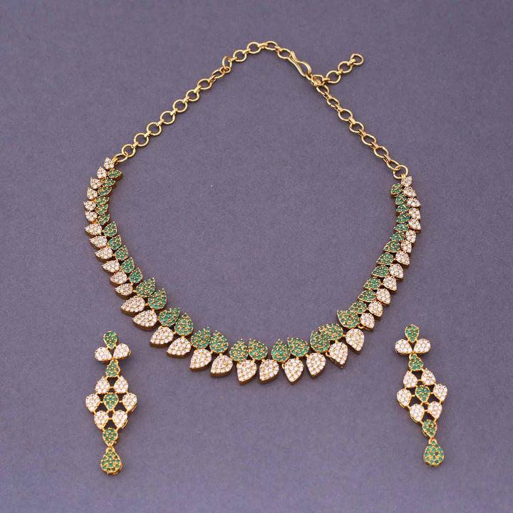 Emerald Aphrodite Victorian Jewellery Set - New Arrival