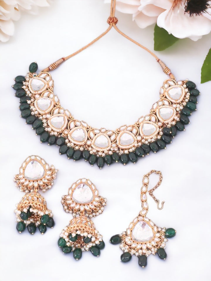 Emerald Apurna Kundan Jewellery Set