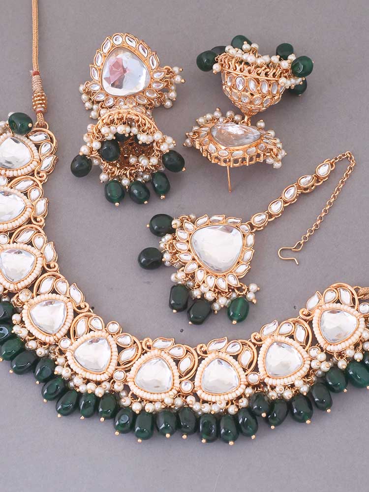 Emerald Apurna Kundan Jewellery Set