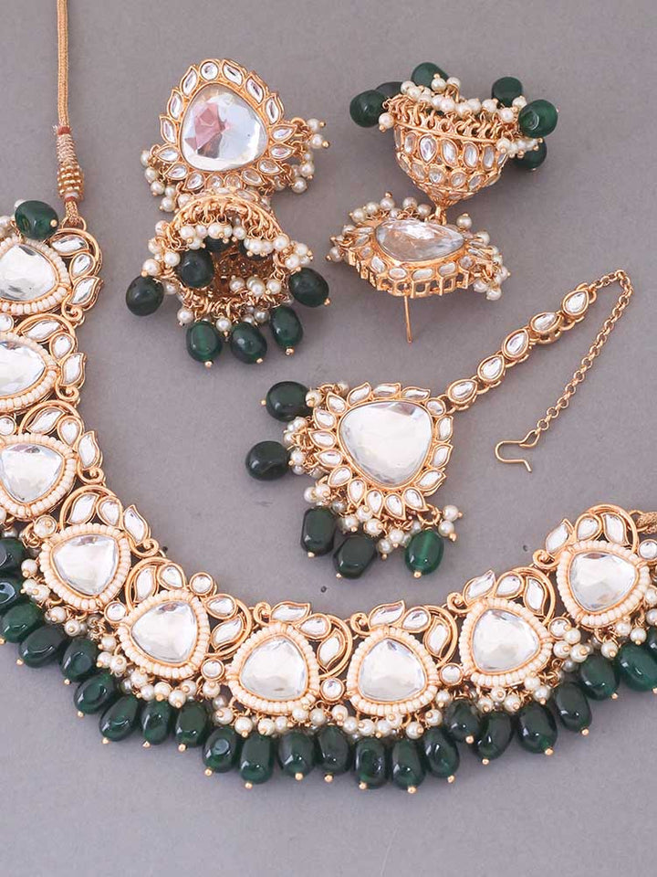 Emerald Apurna Kundan Jewellery Set