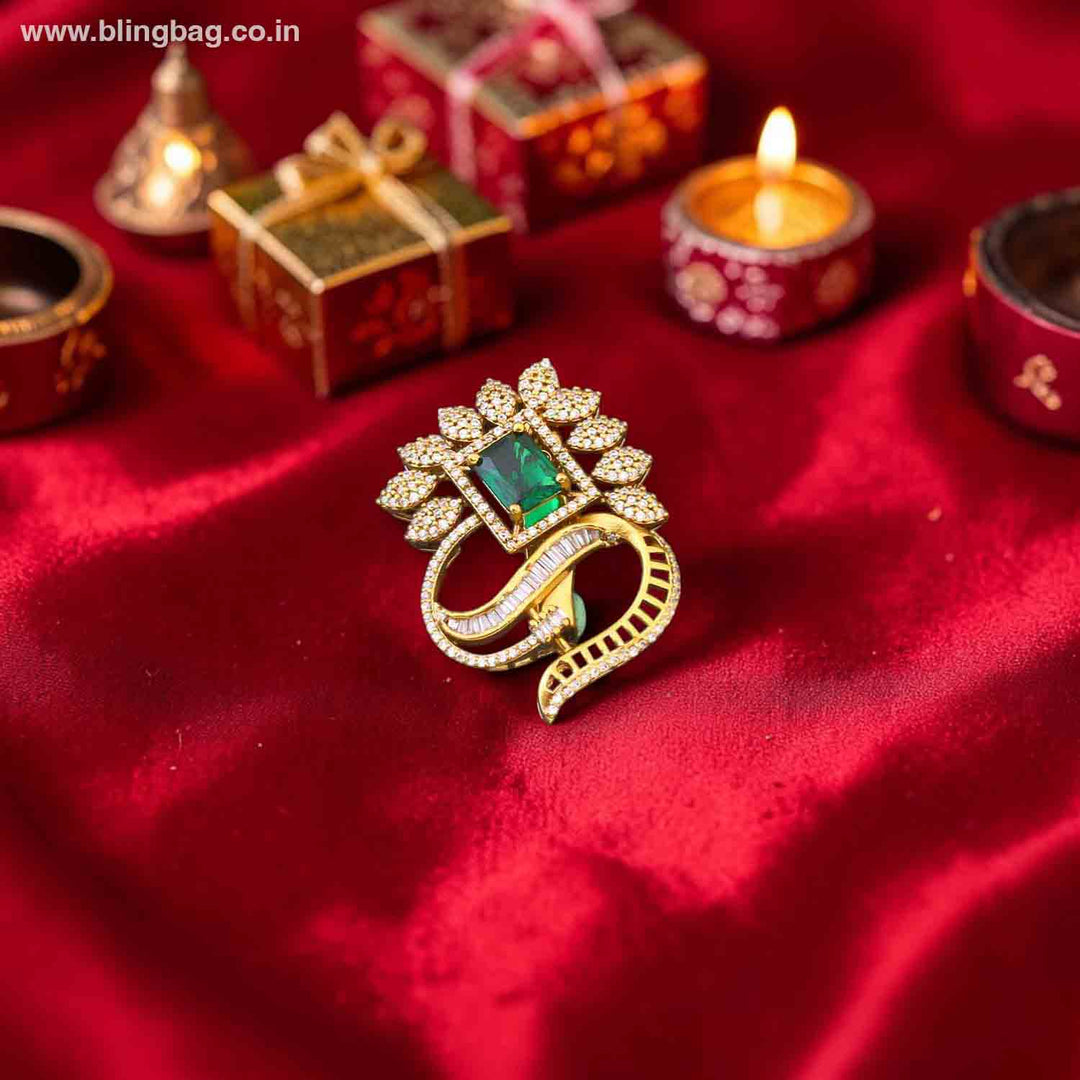 Emerald Aravalli Brooch