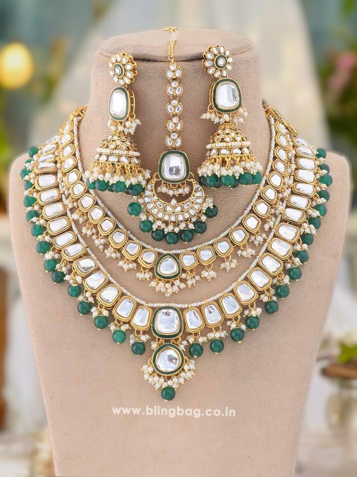 Emerald Archisha Kundan Jewellery Set