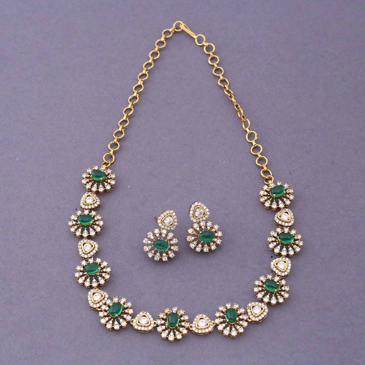 Emerald Arena Victorian Jewellery Set - New Arrival