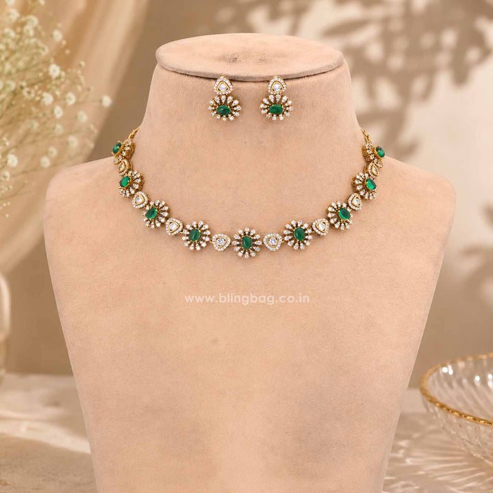 Emerald Arena Victorian Jewellery Set - New Arrival