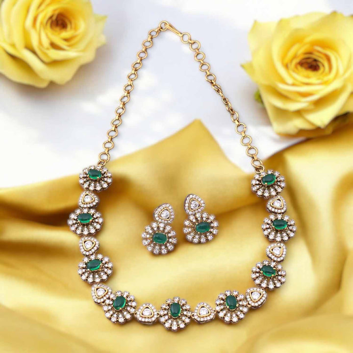 Emerald Arena Victorian Jewellery Set - New Arrival